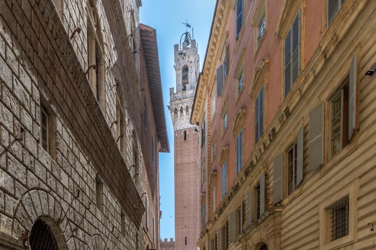 Colours Studio 10 M Away Piazza Del Campo Siena Exteriör bild